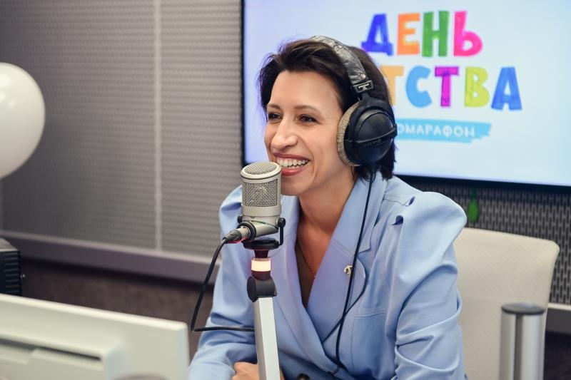 «День детства»: детский праздник для взрослых в эфире Радио Romantika