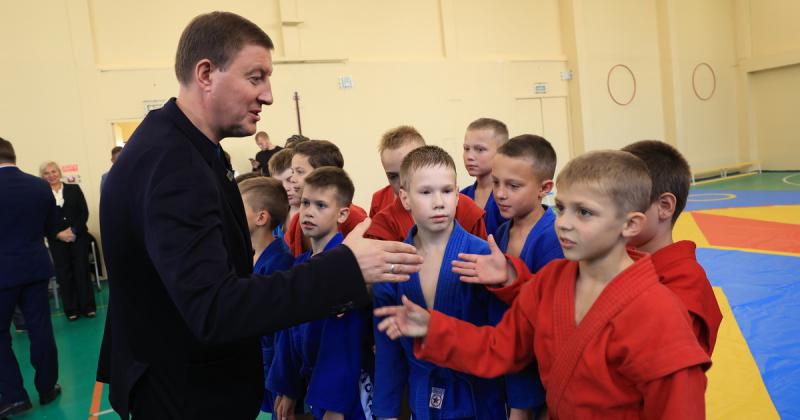 «Единая Россия» в рамках партпроекта «Zа самбо» откроет новые секции самбо в России и на Донбассе
