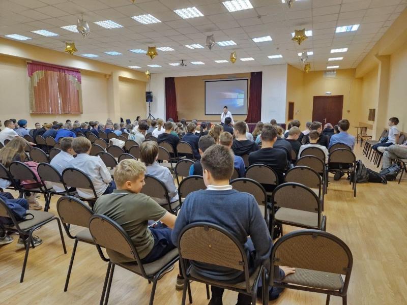 Молодогвардейцы Реутова провели «Урок мужества»