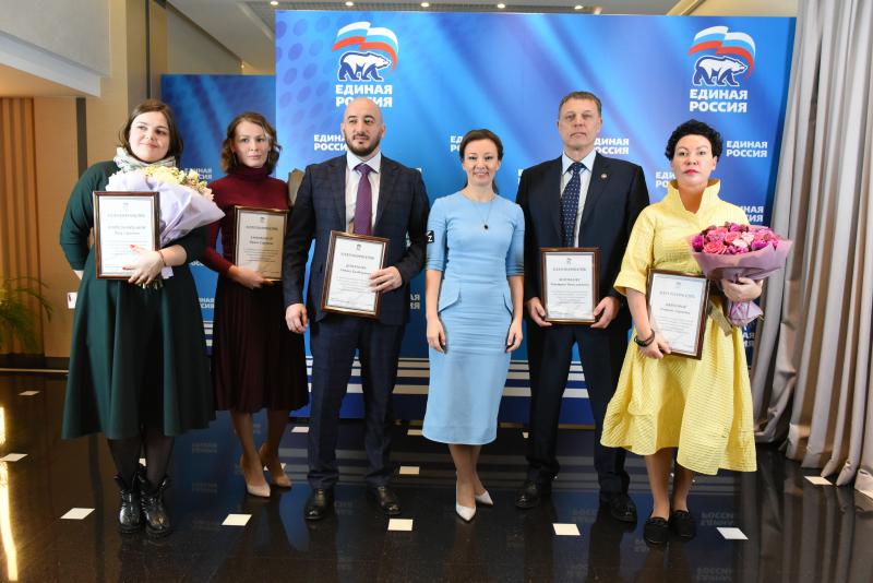 Дмитрий Медведев: «Спасибо что делаете всё, чтобы оказать помощь тем, кто в ней нуждается»