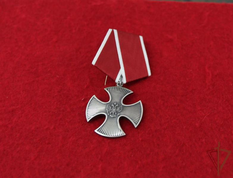 Росгвардейцам, выполняющим задачи в Луганской Народной Республике, вручили госнаграды