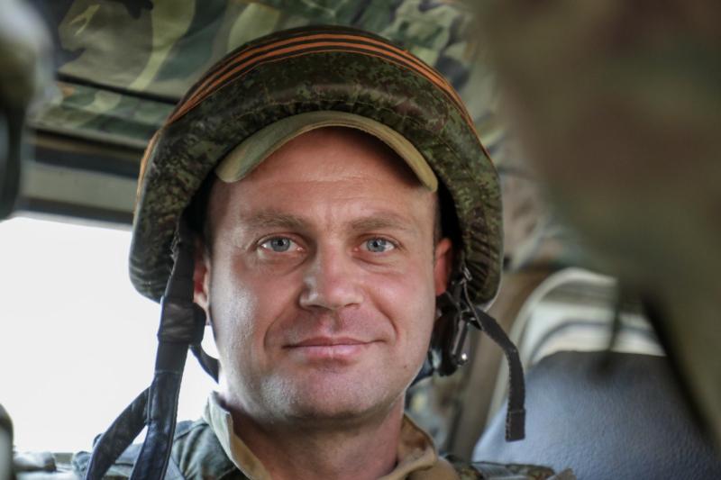 Состоялась премьера документального проекта, посвященного памяти офицера пресс-службы Росгвардии военного журналиста Сергея Постнова