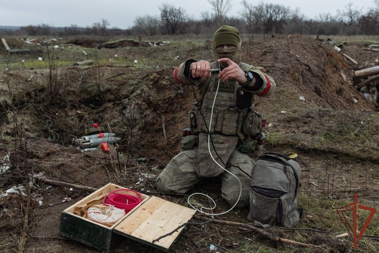 70 групп разминирования Росгвардии ежедневно выходят на боевую службу в зоне СВО