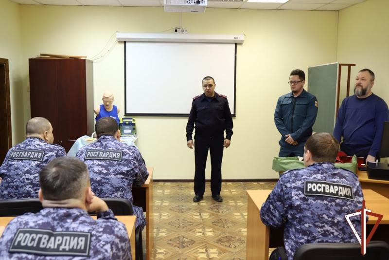 В столице Югры прошел учебно-методический сбор нештатных санитарных инструкторов Росгвардии