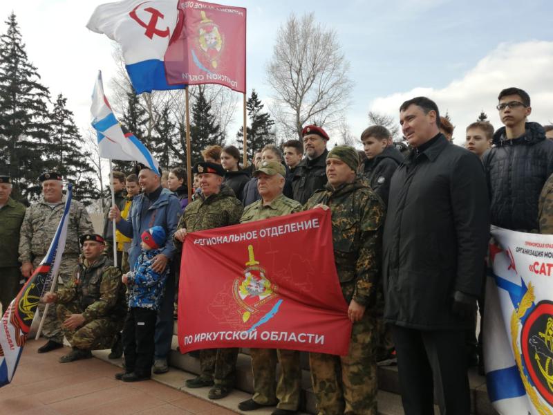 Ветераны и кадеты Росгвардии Иркутской области встретили участников автопробега 