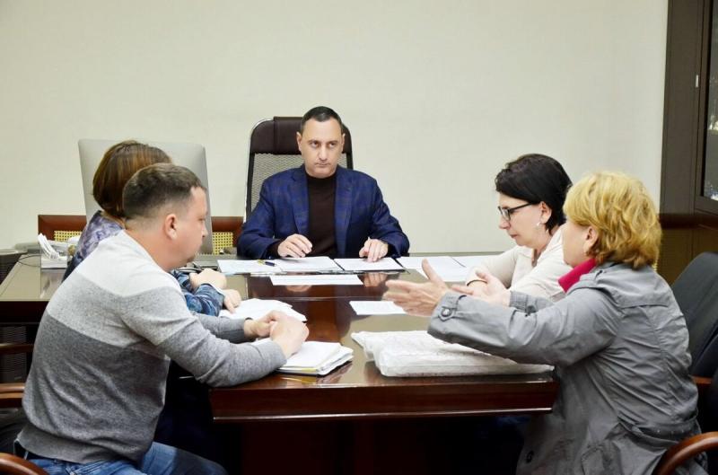 Депутат ЗСК Виктор Тепляков провёл приём жителей Сочи