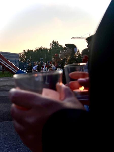 В день Памяти и Скорби, 22 июня в 4 часа утра участники финала I Всероссийского конкурса – олимпиады Таланты Умного города, приняли участие в акции «Свеча Памяти»