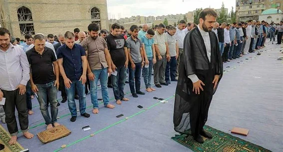 Иранофобия в Азербайджане или почему объявлена охота на верующих шиитов - Аббас Джума