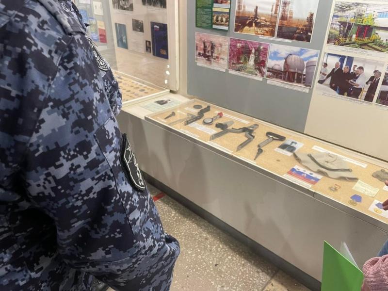 Росгвардейцы приняли участие в мероприятиях, посвященных Дню космонавтики на Южном Урале