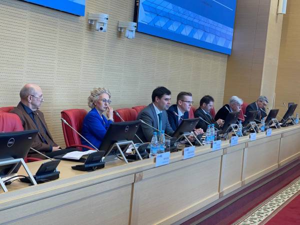 Аналитическая записка по итогам X международной встречи интеллектуалов. Фоторяд