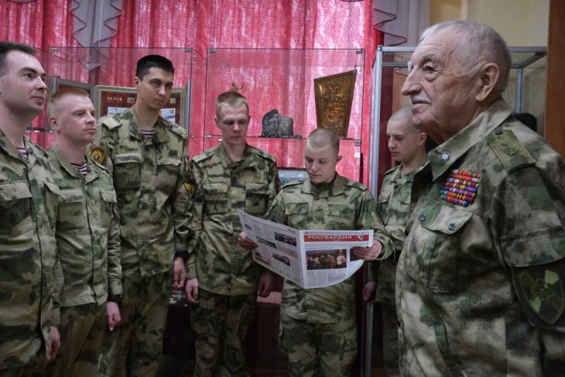 В преддверии 80-летия Великой Победы УФСБ России по ФСВНГ и Росгвардия на Урале презентовали проект «Дети войны»