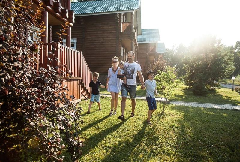 Как дожить до сентябрьского отпуска. Инструкция по применению